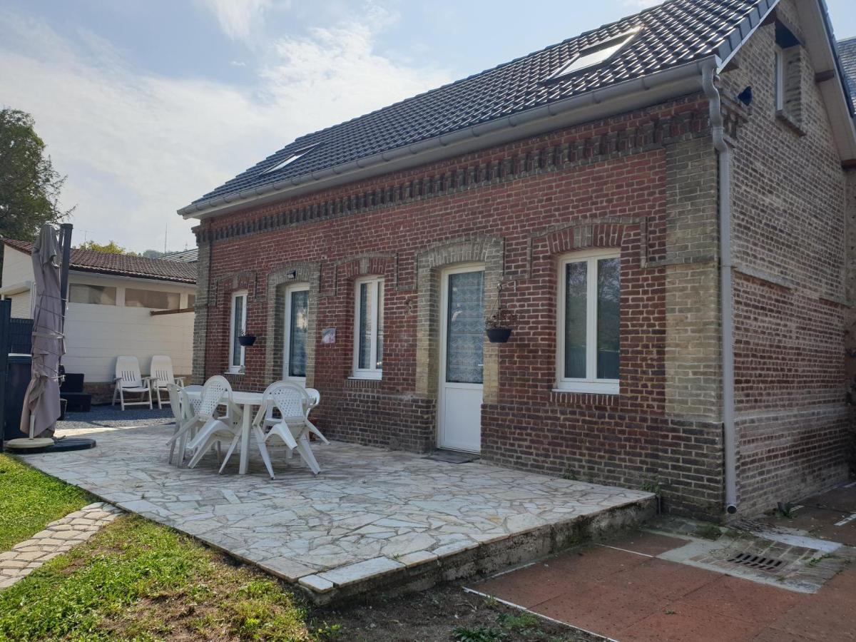הוילה Grand-Couronne "L'Etape Normande" Gite 70M2 Terrasse Terrain Clos 500 M2 3 Voitures מראה חיצוני תמונה